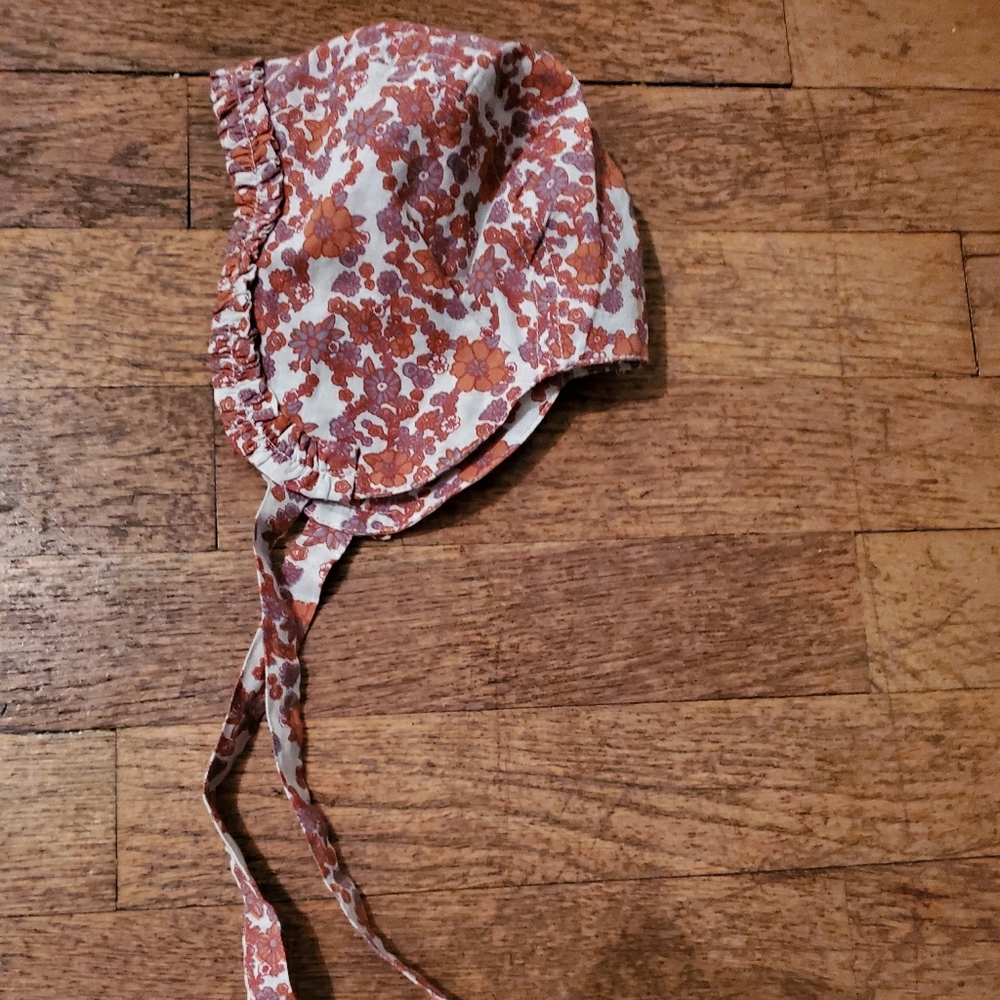 Kate Quinn bonnet